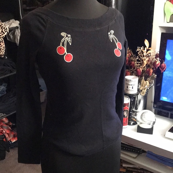 Cherry 🍒 Pinup Top - Picture 1 of 3